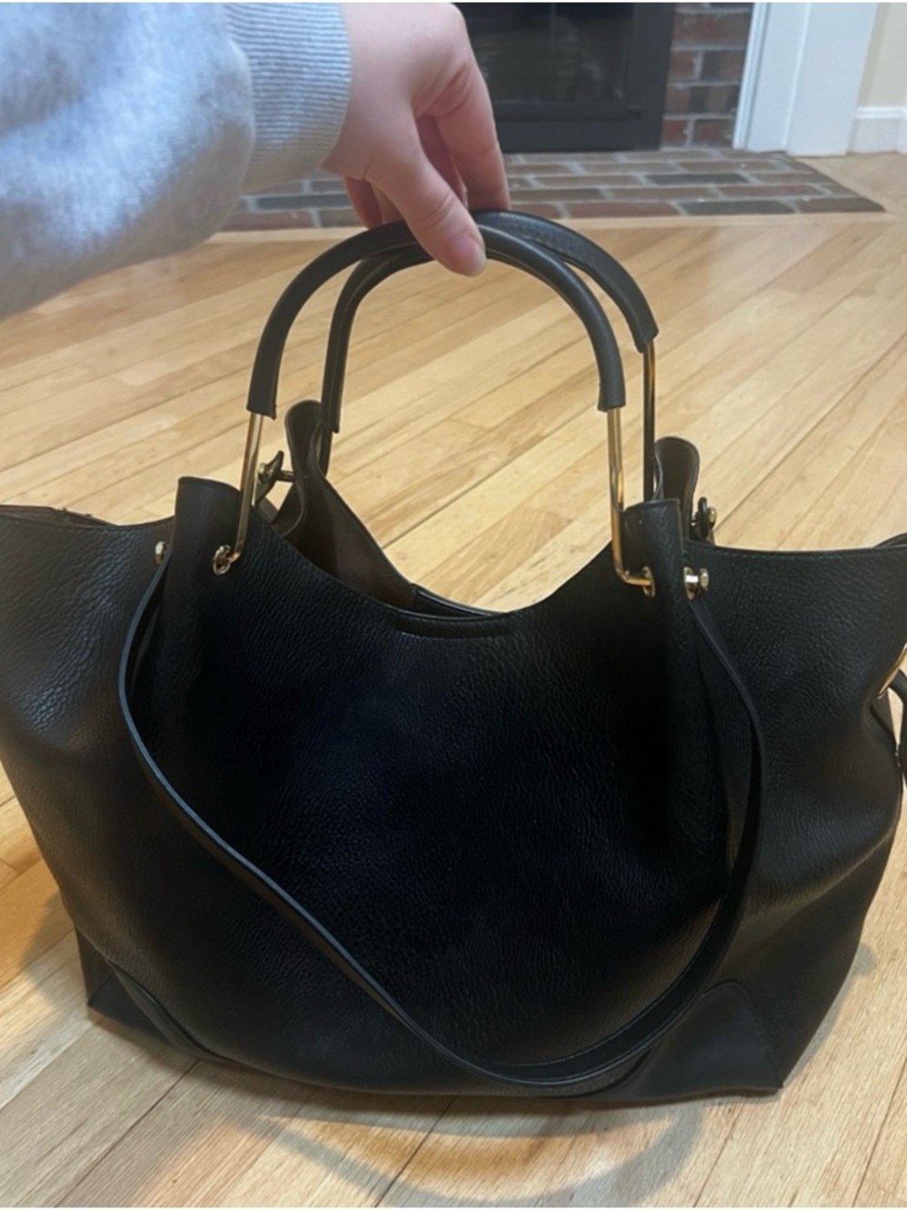 Sondra Robert’s Faux Leather Tote Bag w/removal zippered pouch and gold accents
